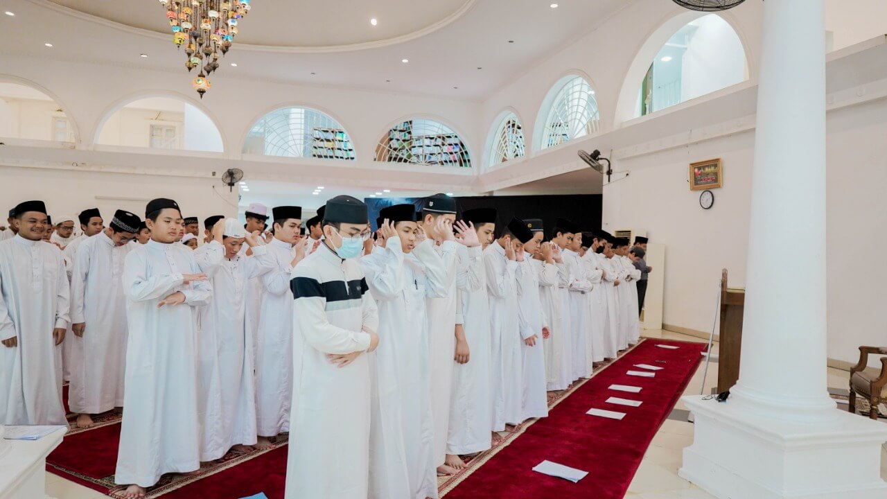 Sholat Dhuha & Dzuhur berjamaah